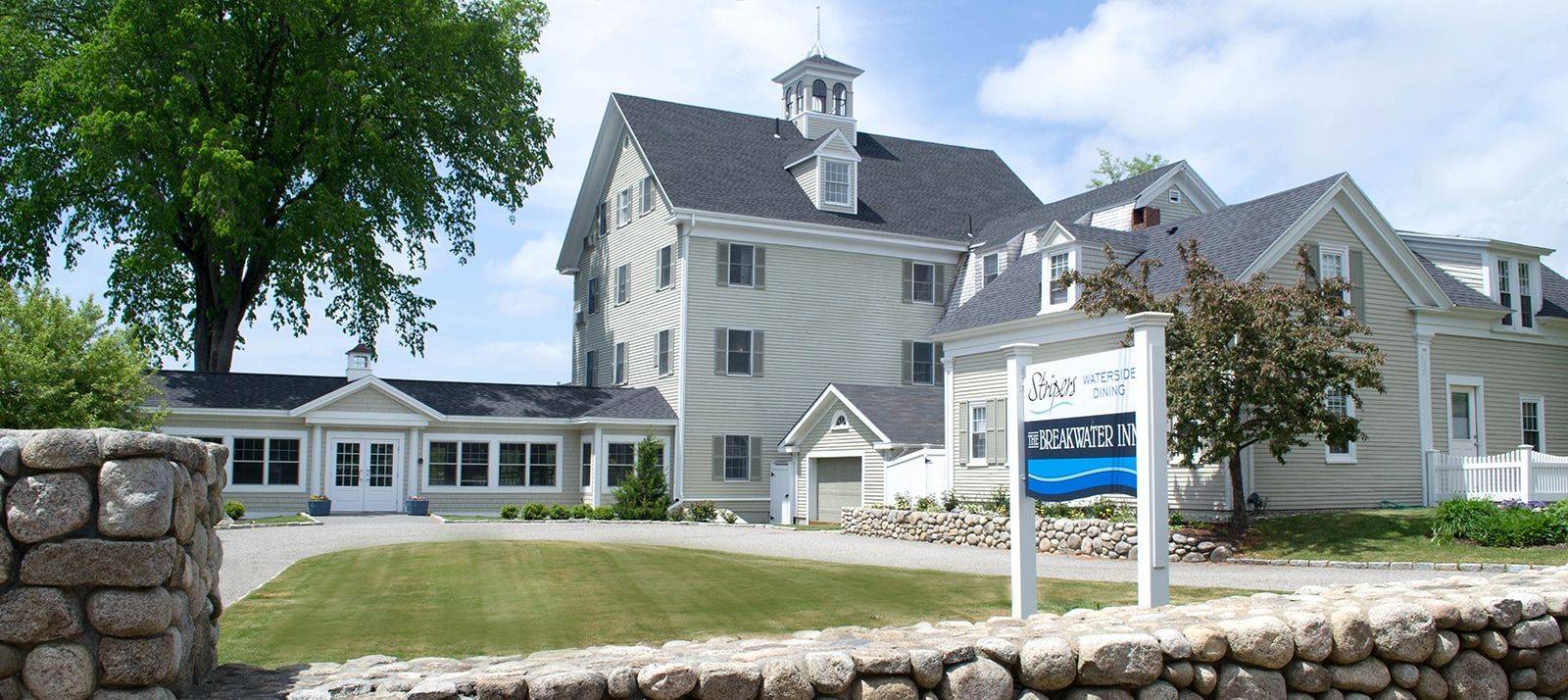 Breakwater Inn & Spa Exterior